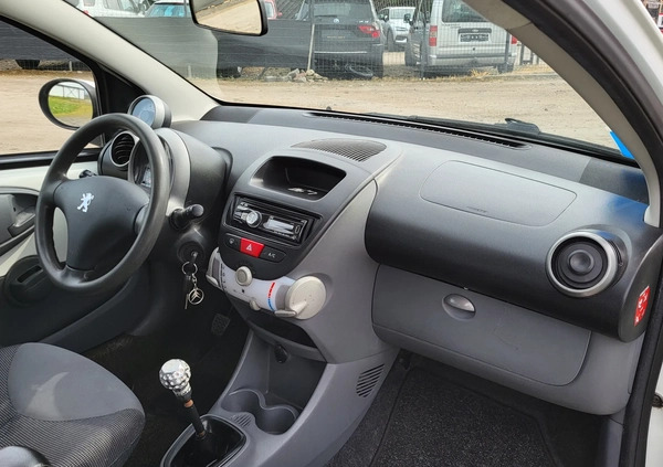 Peugeot 107 cena 7900 przebieg: 120000, rok produkcji 2008 z Terespol małe 211